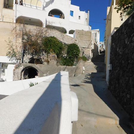 Calm Center Rooms Fira (Santorini) Exterior photo
