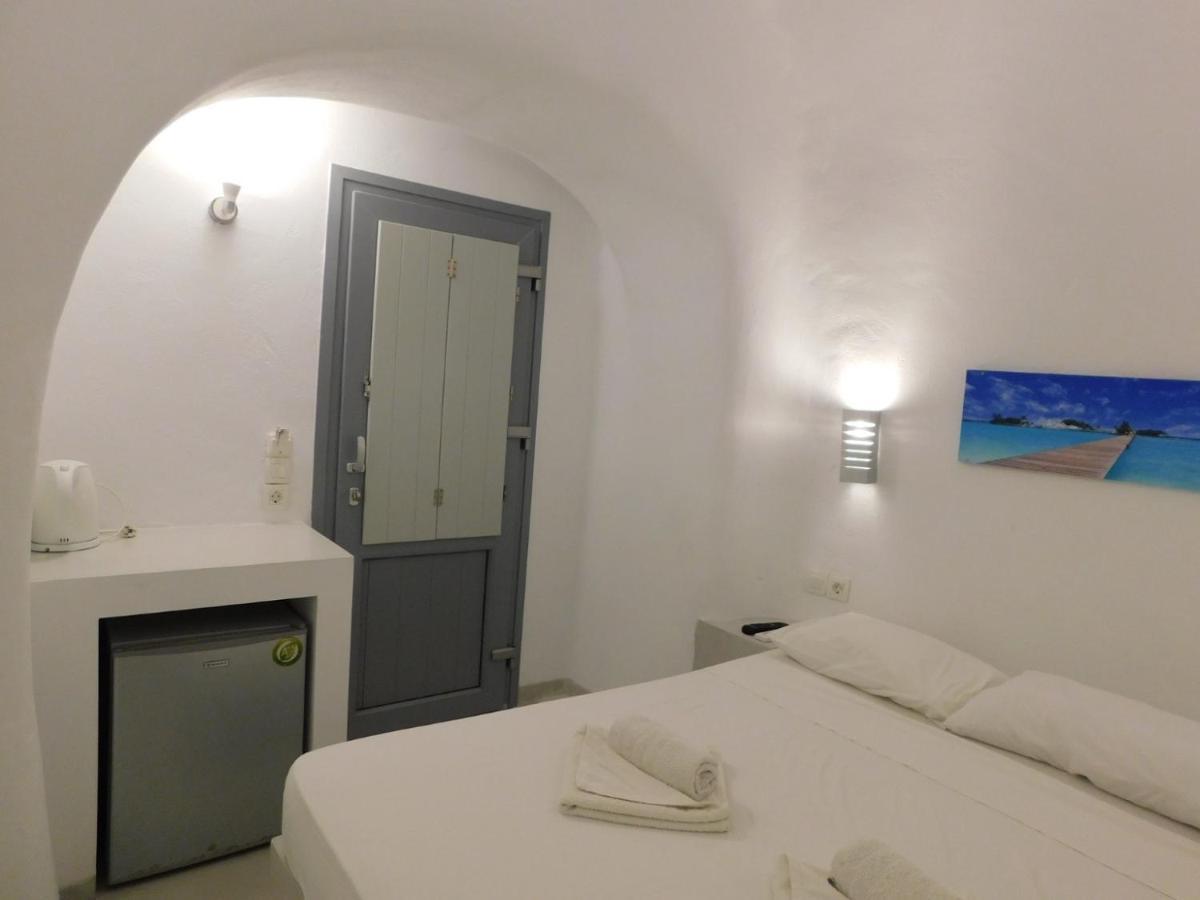 Calm Center Rooms Fira (Santorini) Exterior photo