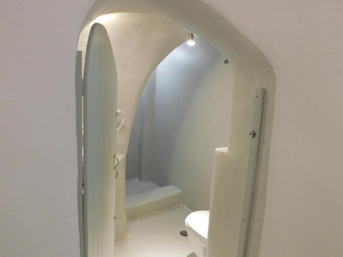 Calm Center Rooms Fira (Santorini) Exterior photo