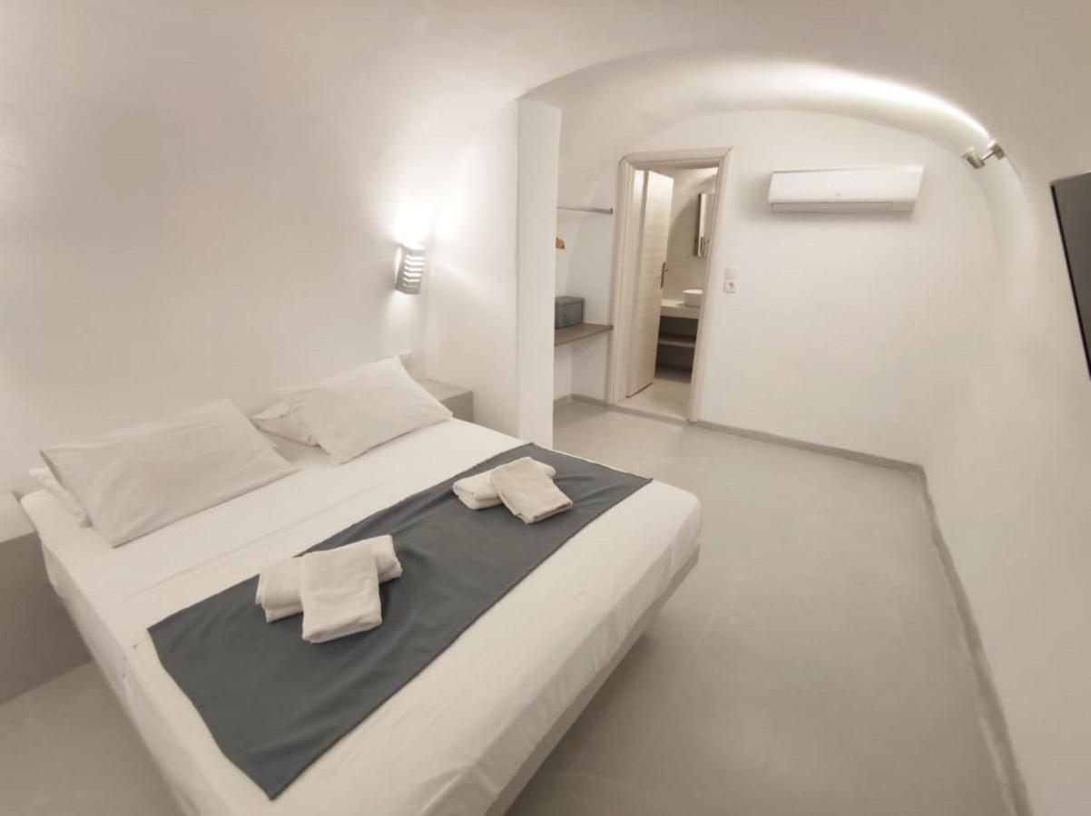 Calm Center Rooms Fira (Santorini) Exterior photo