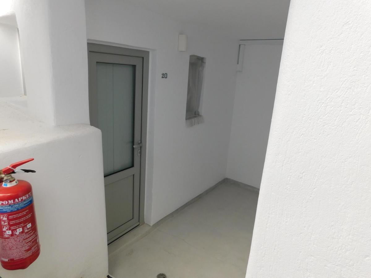 Calm Center Rooms Fira (Santorini) Exterior photo