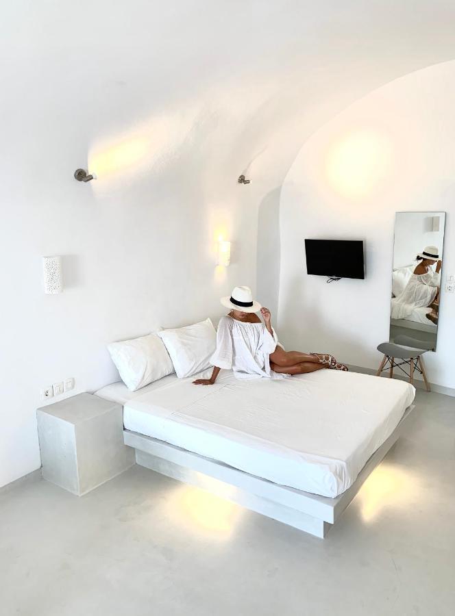 Calm Center Rooms Fira (Santorini) Exterior photo